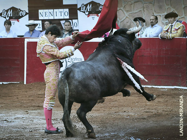 Algunos pases de val�a