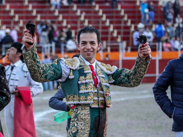 Rold�n, desorej� al sexto