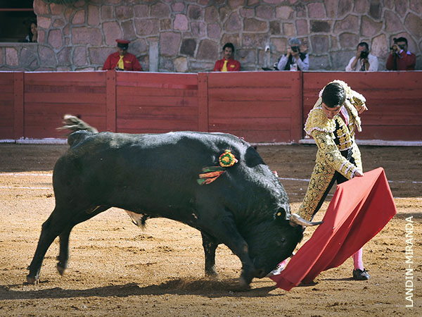 Rivera abre el festejo