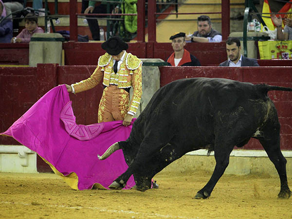 Digna actuaci�n en Zaragoza