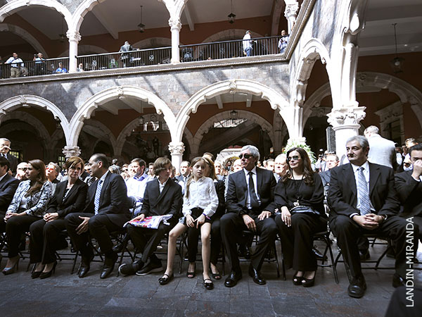 Famila del matador desaparecido