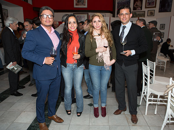 J�venes aficionados