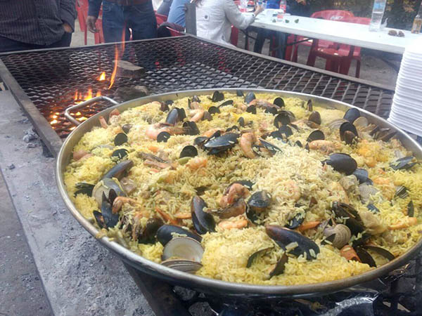 Degustaron exquisita paella