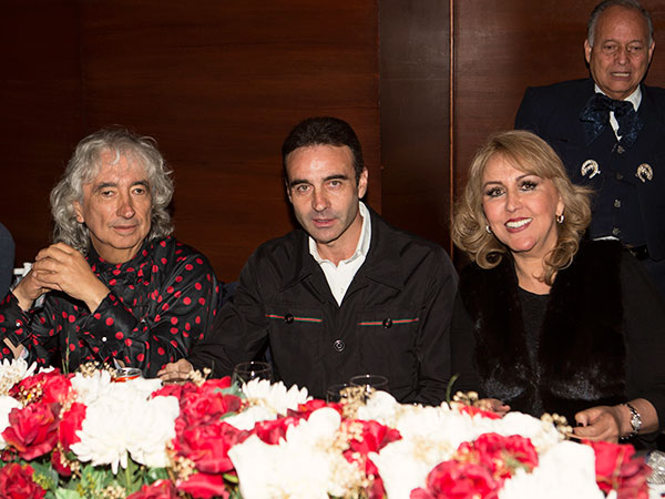 Luis y Lucero grandes anfitriones