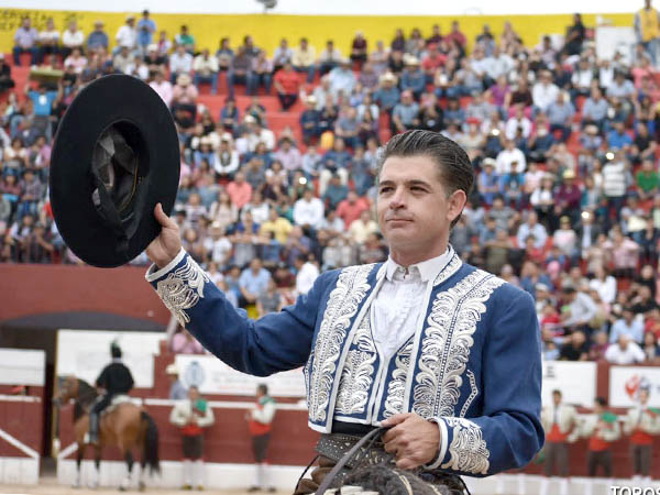 Recogiendo las palmas