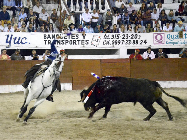 Pr�ximo a la reuni�n