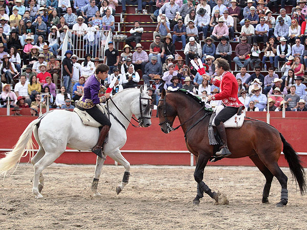 Invitado por su padre