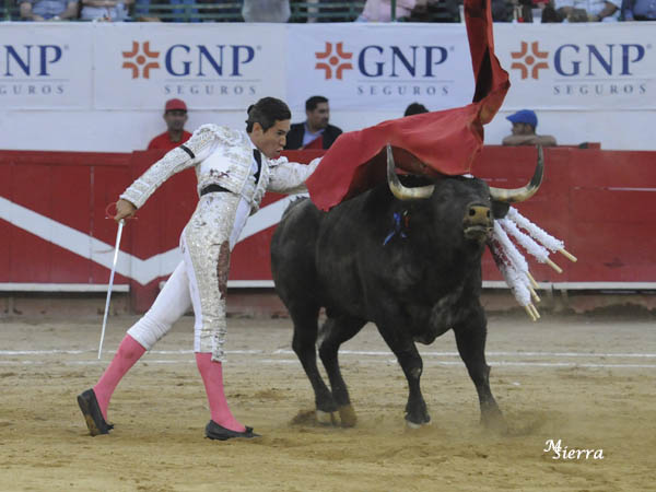 Revolote� tambi�n el triunfo grande