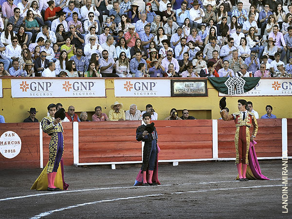 Una tercia y un llenazo