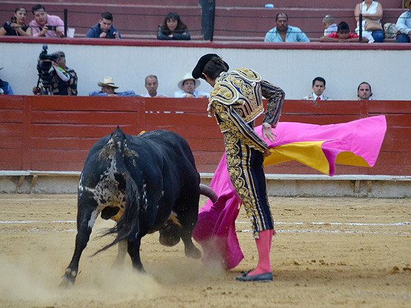 Luminosa revolera de Castella