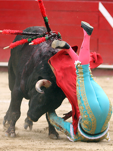 Cay� de mala manera