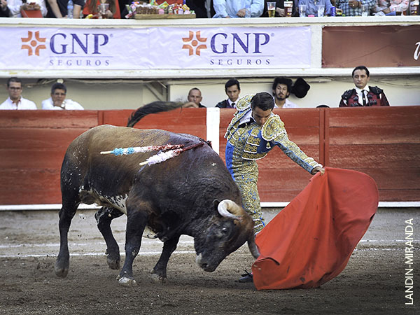 Sentidas tandas por el izquierdo