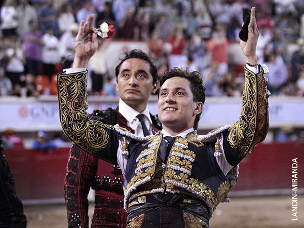 Diego Emilio, una oreja de peso