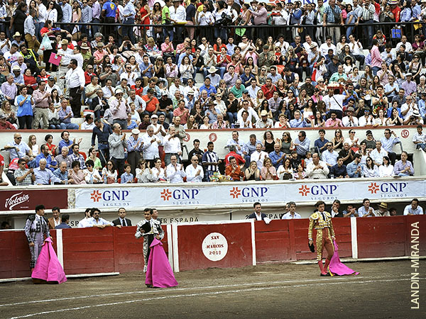 Mano a mano y llenazo