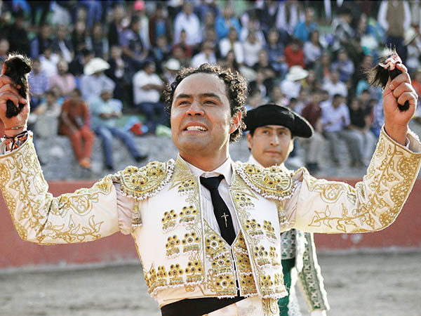 Desorej� al ejemplar