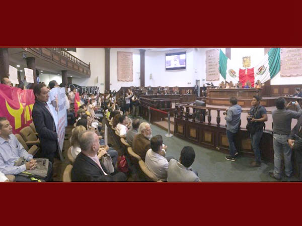 El interior del sal�n se sesiones