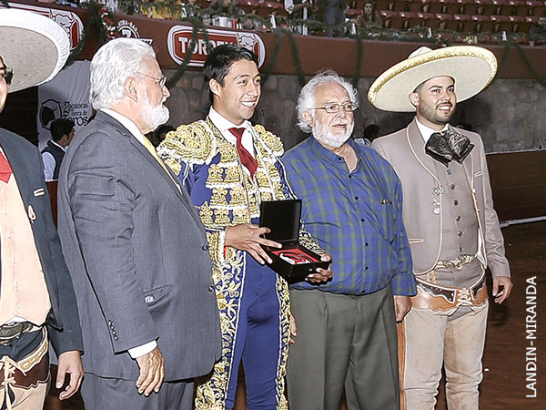 Segundo escapulario en su haber