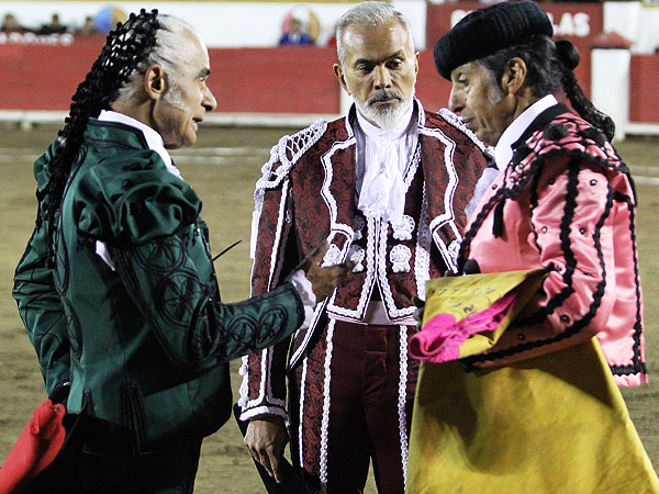 Nuevo doctor en tauromaquia