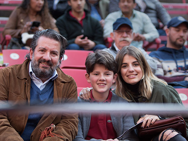 Pedro Pins�n con sus chavales