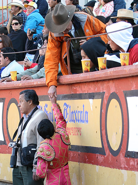 Don Sergio agradece al peque�o