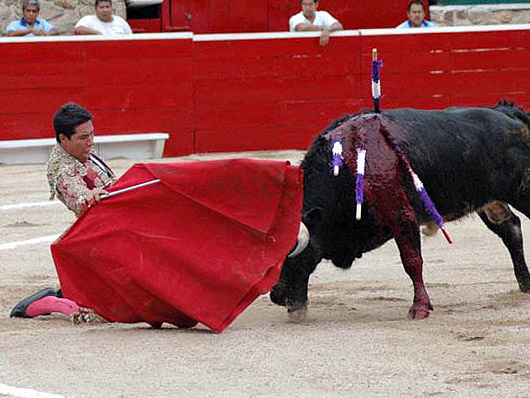 Entonado inicio de faena