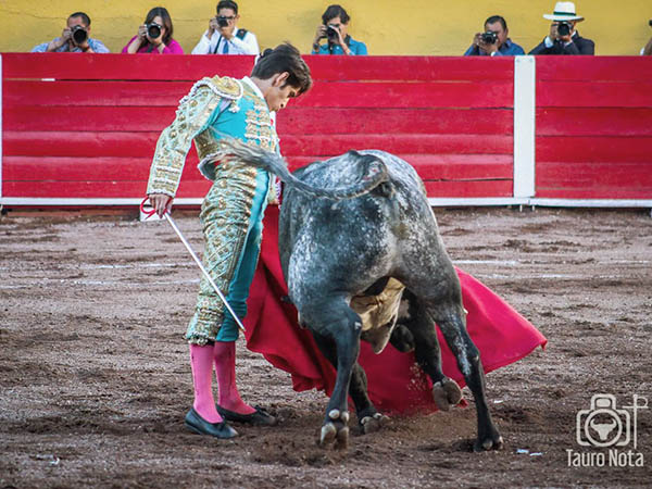 Acompa�ando el pase