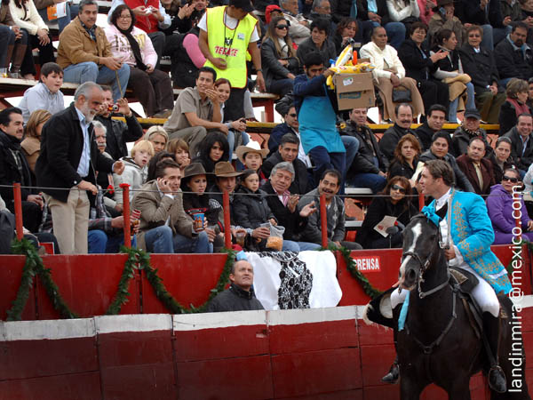 Brindis a Fern�ndez de Ceballos