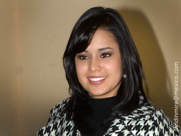 Carla, candidata a reina