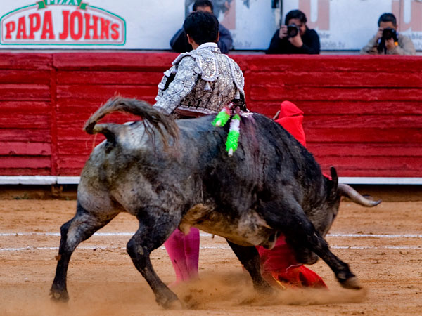 Cambiado por la espalda