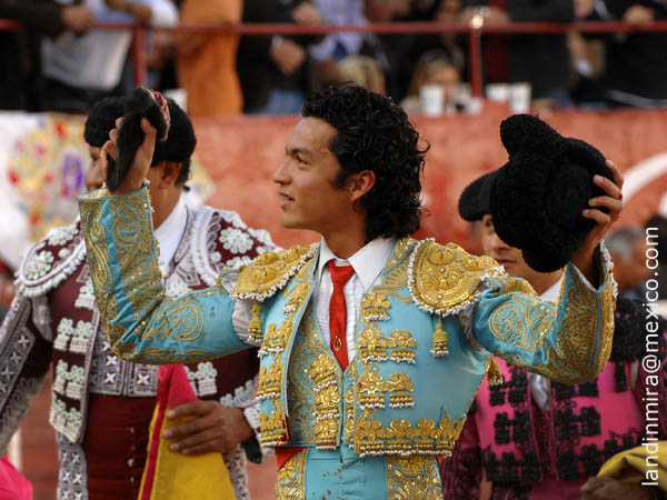 Buena actuaci�n de T�llez