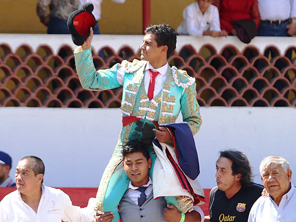 Tarde triunfal de Gerardo