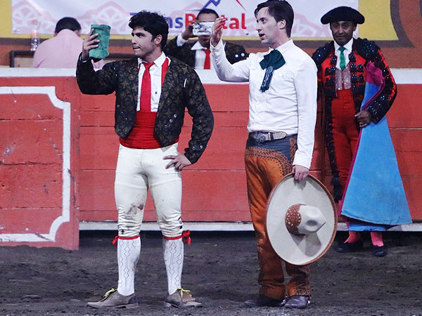 Agradeciendo en el tercio