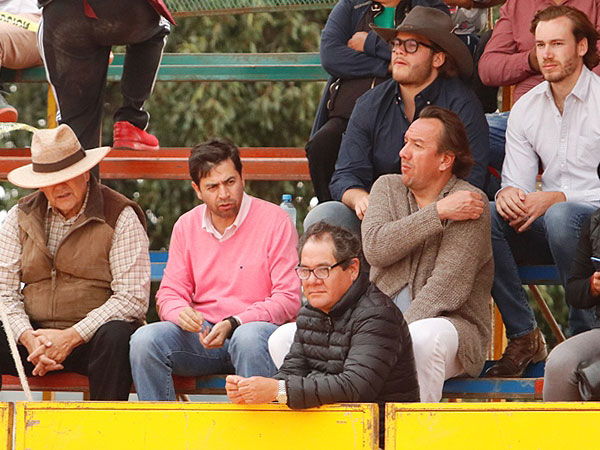 Ganaderos Hern�ndez y amigos