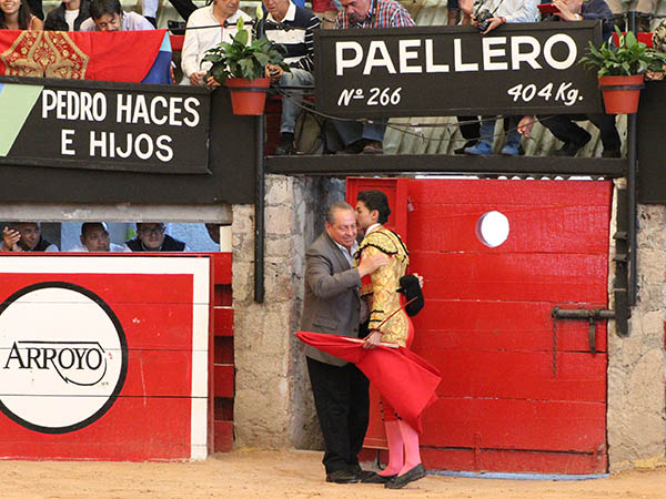 Homenaje a la amistad