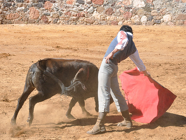 Encajado en los ri�ones