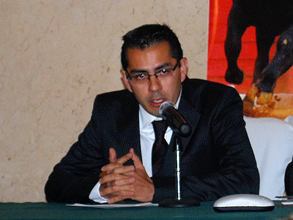 Buen discurso de Esparza