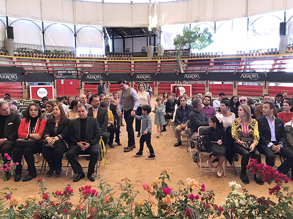 Sali� a la luz el libro de don Rafa