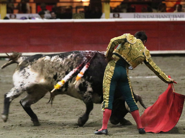 Luis Ignacio con el cierraplaza