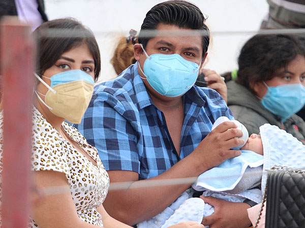 El ganadero Bert�n y su familia