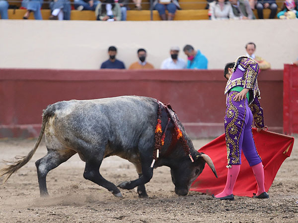 Trazo extraordinario