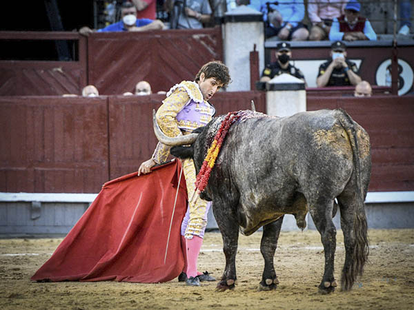 Esfuerzo por agradar