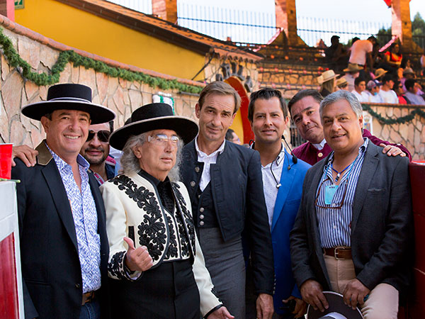 Toreros y amigos