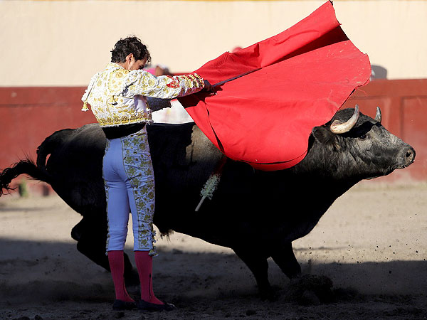 Toreando por alto