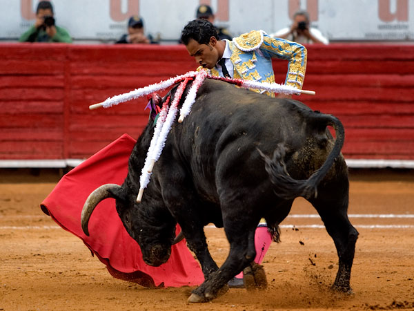 Intentando por derecha