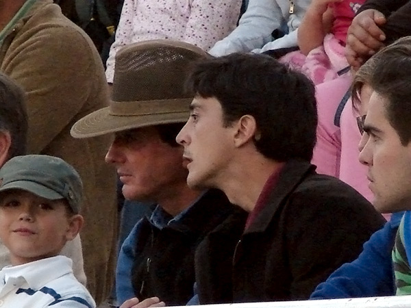 El Capea no pierde detalle