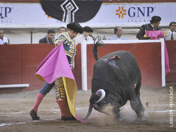 Ver�nicas en el tercio