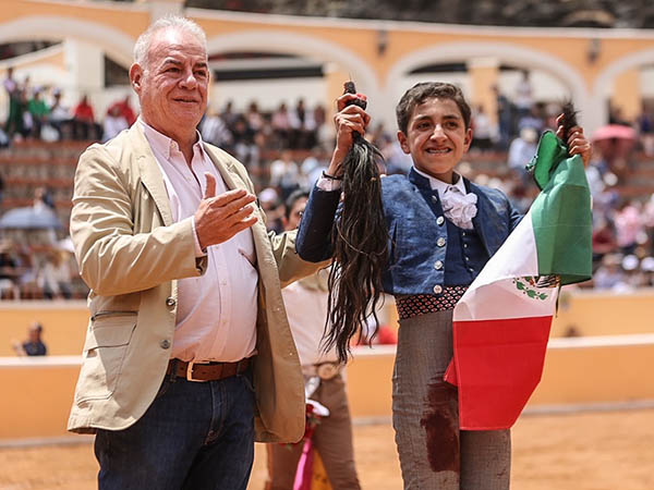 Vuelta con el ganadero de R�o Tinto