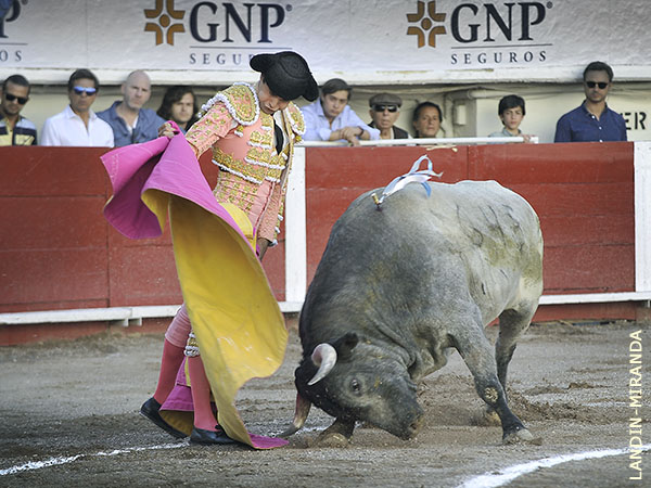 Juan Pablo y un c�rdeno memorable