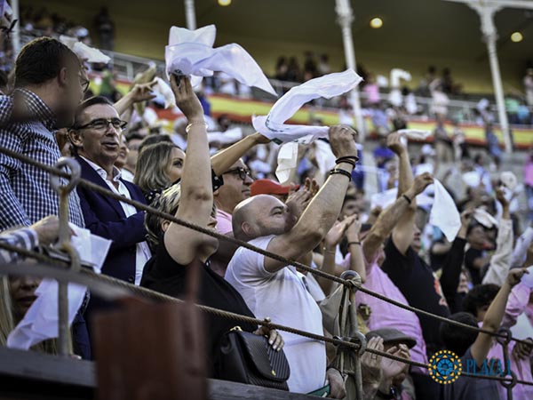 Mayoritaria petici�n