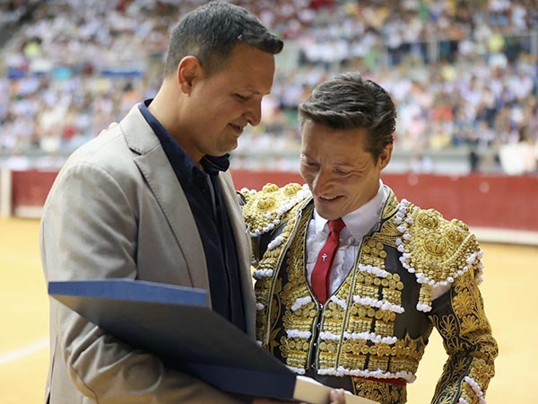 Tres premios para Urdiales